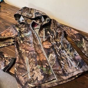 Girls with Guns waterproof hunting shell jacket